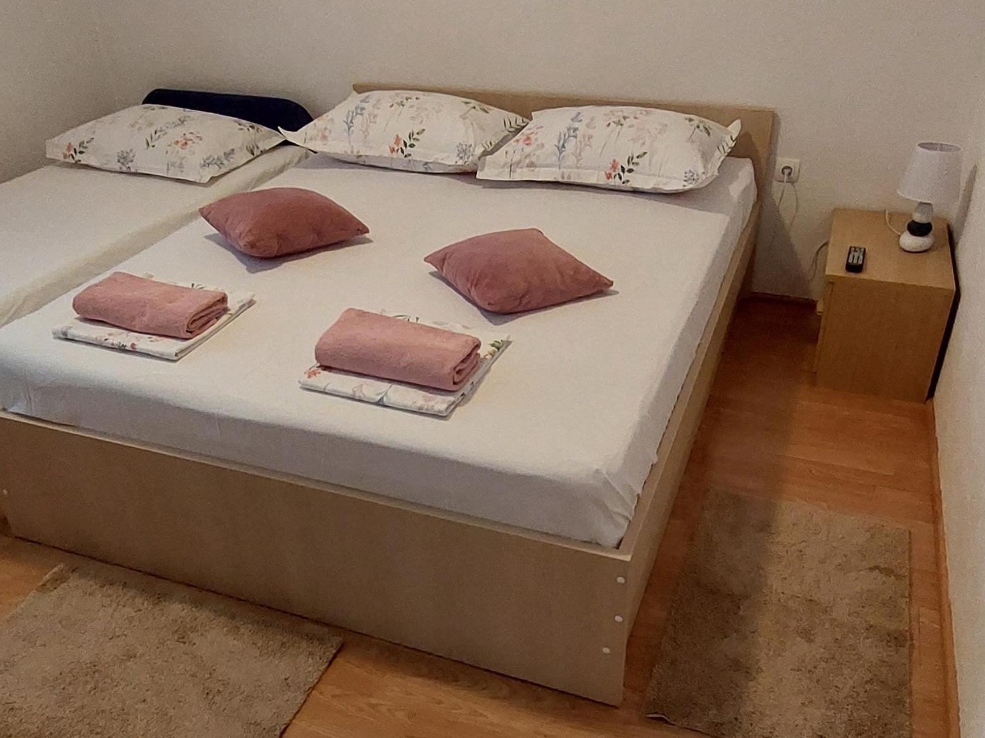 Apartmani Sonja マカルスカ エクステリア 写真