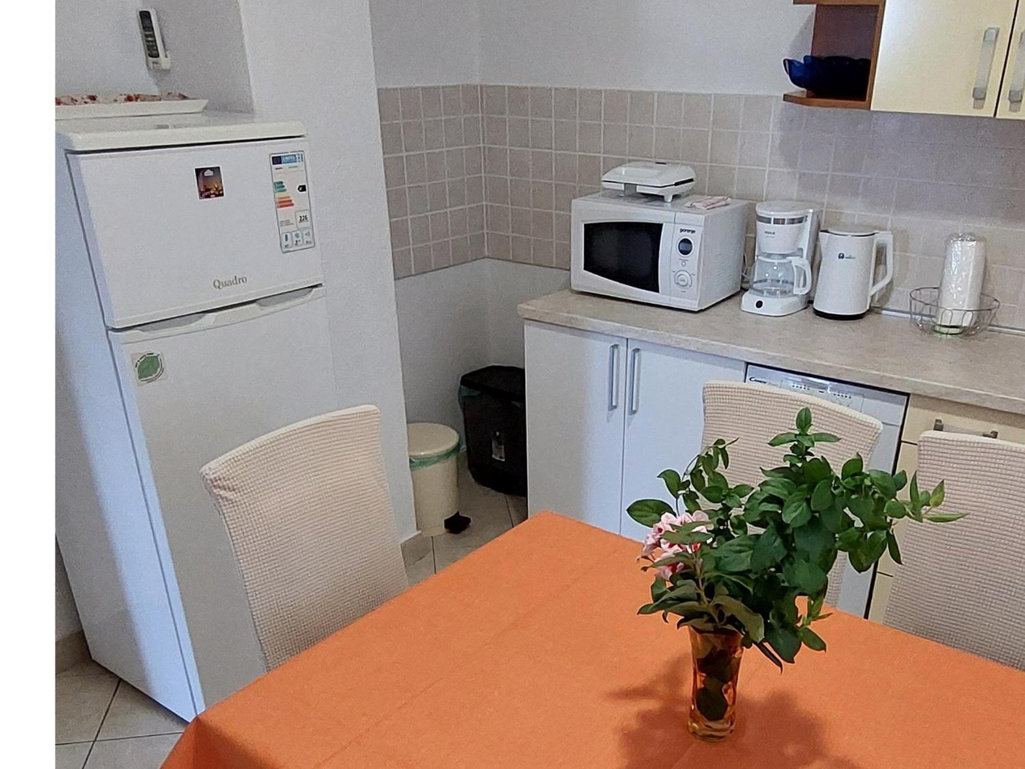 Apartmani Sonja マカルスカ エクステリア 写真
