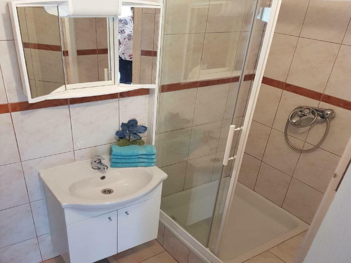 Apartmani Sonja マカルスカ エクステリア 写真
